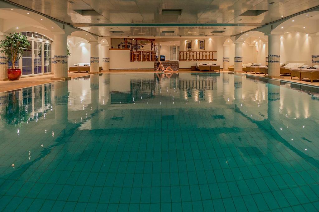 Grand Hotel Du Golf & Palace Кранс Монтана Екстериор снимка